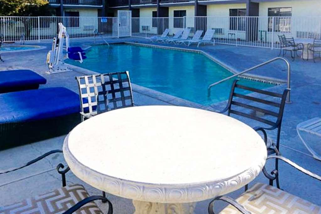 Red Roof Inn Ridgecrest Kemudahan gambar